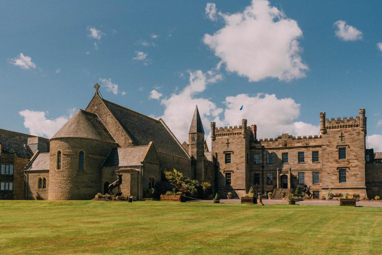 Hotel Sneaton Castle Whitby Exterior foto